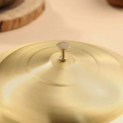 Novelika- Brass Chapati Box or Roti Dabba(NA672) Novelika- Brass Chapati Box or Roti Dabba(NA672)