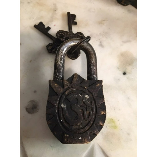 NOVELIKA - Vintage-Style Antique Brass Padlock featuring Lord Hanuman ( Pack of 1)