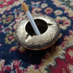 Novelika- Brass Round Design Ash Tray (NA552A)