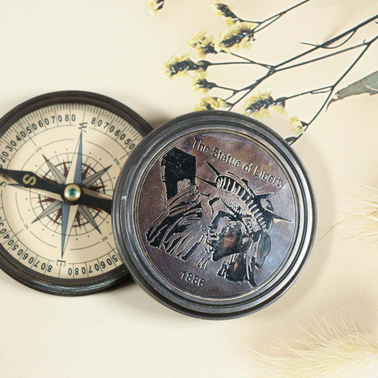 Novelika - Sundial Compass The Statue Of Liberty (1986) - Antique Vintage Solid Brass  -  Purpose Collectible Gift for Outdoor, Hiking, Camping