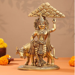 Novelika- Brass Krishna with Cow and Govardhan Parvat Idol(NA661)