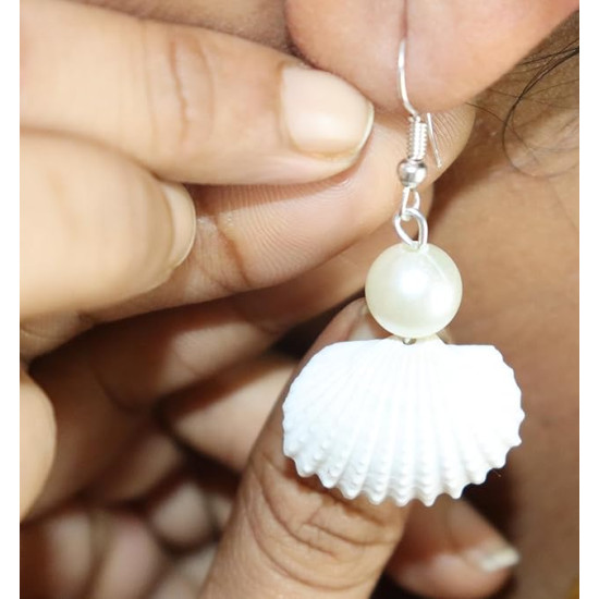 Novelika Seashell Dangle Earrings and kaudi earrings, kaudi and shell Hair Clip Novelika Seashell Dangle Earrings and kaudi earrings, kaudi and shell Hair Clip