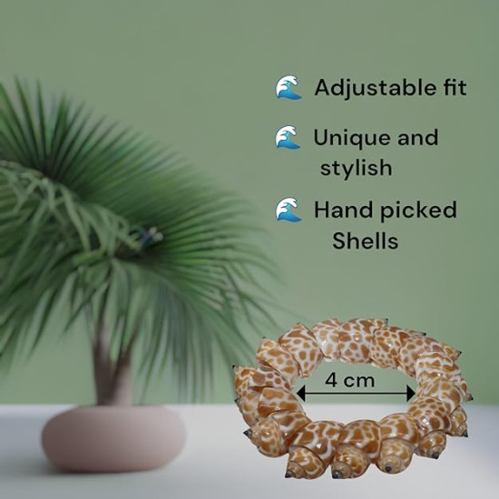 Novelika Handmade Seashell Bracelet for Women