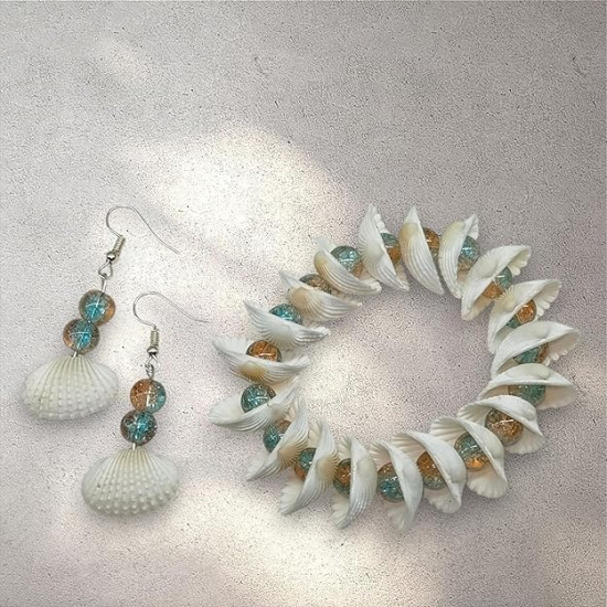 Novelika Handmade white Seashell Bracelet with beads, White Shell Ear rings for Women