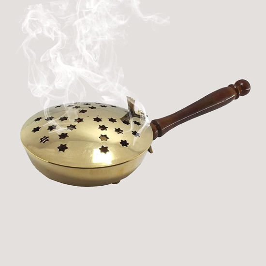 Novelika - Brass Incense Butler with a Wooden Handle(NA586)