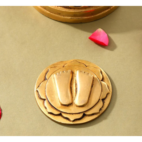 Novelika -  Brass Divine Charan Paduka (NA600)