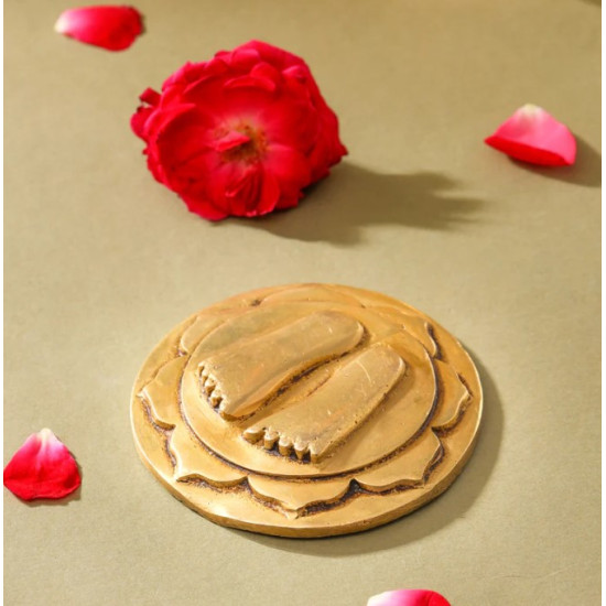 Novelika -  Brass Divine Charan Paduka (NA600)