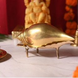 Novelika -  Brass Shankh (Conch Shell) on a stand(NA610) Novelika -  Brass Shankh (Conch Shell) on a stand(NA610)