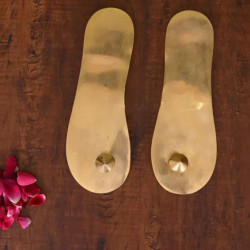 Novelika -Decorative Brass Charan Paduka Set For Mandir Placement(NA619)