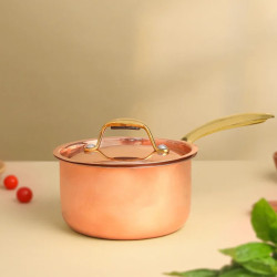 Novelika- copper saucepan with a lid and a brass or gold-toned handle(NA623)