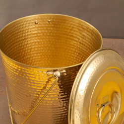 NOVELIKA - Hammered Brass Bucket with a Lid and a Handle(NA625)