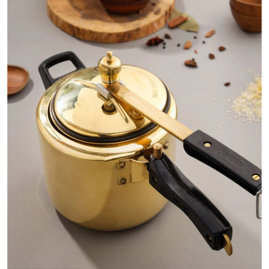 NOVELIKA-Brass Pressure Cooker(NA626)
