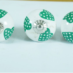 Green Heart Ceramic Knobs - Drawer Pull - Door Pull - Modern Knobs - Kitchen Cabinet Knob - Drawers Knobs - Set Of 5 Pack