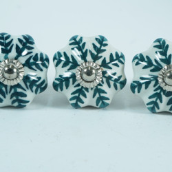 Ceramic knobs - Dark Green Leaf - Hardware Door Decorative Dresser Pulls Luxurious Crafted by Hand - Set Of 5 Ceramic knobs - Dark Green Leaf - Hardware Door Decorative Dresser Pulls Luxurious Crafted by Hand - Set Of 5