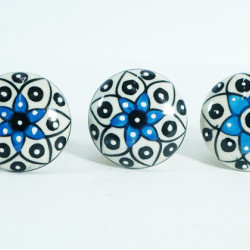 Ceramic Knobs - White & Blue Dot Flower Design -  For Farmhouse, Home, Office, Garage, Room, Bathroom, Kitchen, Bedroom - Set Of 5 