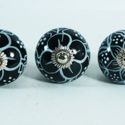 Ceramic Knobs - Black & White Flower Design - For Decorative Kitchen and Dresser Handles - Set Of 5 Pack
