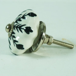Ceramic Knobs -  Black Leaf Design - For  Farmhouse, Home, Office, Garage, Room, Bathroom, Kitchen, Bedroom - Set Of 5 Pack