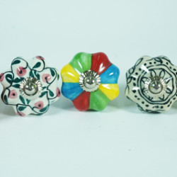 Hand Made - Multicolor Floral & Design- Ceramic Knobs - Vintage Decorative Knobs - For  Kitchen Cupboard ,Furniture Home Décor,  Cabinet - Drawer - Cabinet pulls - Door knobs. (Set Of 5.)
