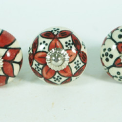 NOVELIKA -Multi Color Flower Design-Ceramic Knob - Kitchen Cupboard Knob Drawer Pull Furniture Home Décor,  Cabinet knobs - Drawer knobs - Cabinet pulls - Door knobs. Set Of 5.