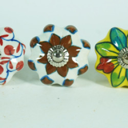 NOVELIKA Multicolor Flowers  Ceramic knobs. For  Kitchen Cupboard ,Furniture Home Decor,  Cabinet - Drawer - Cabinet pulls - Door knobs. (Set Of 5.)
