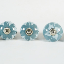 Grey & White Heart Design Ceramic Drawer Knobs - For Kitchen Cabinet Hardware Door Handle Pulls Decorative Dresser - Pack Of 5