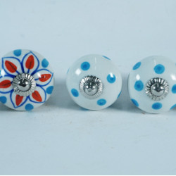 Two Design Set - Ceramic Knobs - Door Handle for Kitchen Cabinets Wardrobe - Set Of 5 Two Design Set - Ceramic Knobs - Door Handle for Kitchen Cabinets Wardrobe - Set Of 5