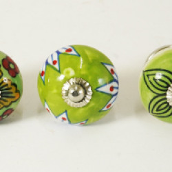 NOVELIKA - Patterns like Leaves or Flowers Ceramic knobs. For Kitchen Cupboard ,Furniture Home Décor, Cabinet -Drawer -Cabinet pulls - Door knobs. (Set Of 5.) NOVELIKA - Patterns like Leaves or Flowers Ceramic knobs. For Kitchen Cupboard ,Furniture Home Décor, Cabinet -Drawer -Cabinet pulls - Door knobs. (Set Of 5.)