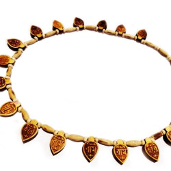 Novelika Design Tulsi Mala With Hare Krishna Hare Ram Pendan In  Bangla Locket - Set Of 1