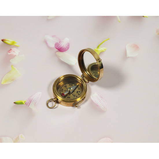 Novelika Beautiful Round Shape Gold Color Brass Sundial Compass Maritime Navigational Brass Compass Nautical Travelling Compass ( B3120066 )