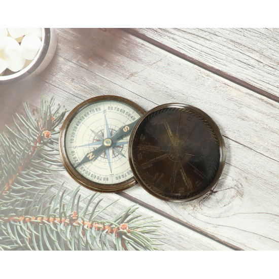 Novelika Beautiful Black Color  Calendar Brass Sundial Compass Brass Compass Nautical Compass ( B3663389 ) 