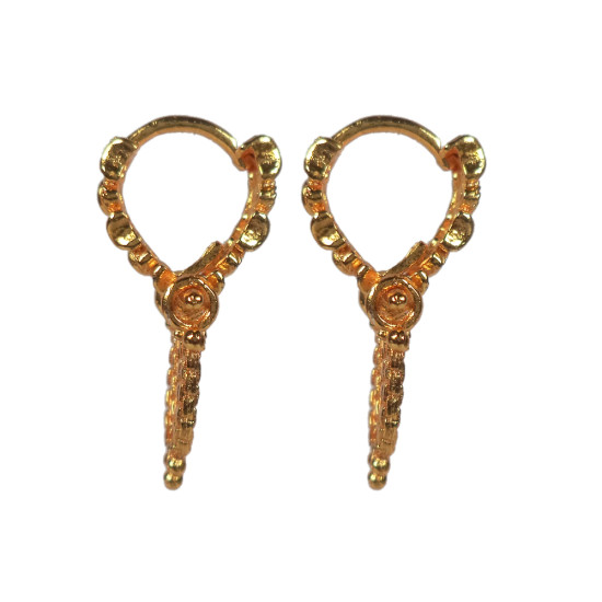 Novelika Latest Stylish Golden Tone Traditional Chandelier Earring set for Women Girls - ER2059