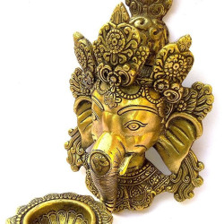 Novelika Brass Lord Ganesha Wall Hanging Diya On Trunk Designer Deepak  for Marriage Office Showpiece Gift Vastu Dosh