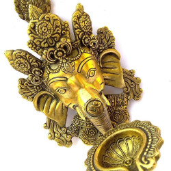 Novelika Brass Lord Ganesha Wall Hanging Diya On Trunk Designer Deepak  for Marriage Office Showpiece Gift Vastu Dosh