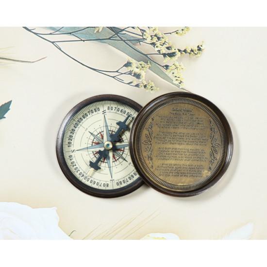 Novelika Beautiful mull of Galloway Scotland 's most southerly point brass compass Brass Pocket Compass Outdoor Navigation  ( L3712896 ) 