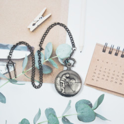 Novelika Beautiful Light Black Color Playing Golf Game Design Analog Brass Pocket Watch for Gift and Home Decor ( 1880088 )