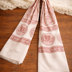 Novelika White Namavali/Namabali - Chador Hare Krishna Hare Rama Print In Bengali 