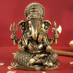  Novelika Brass Ganesha Idol, 2 Inch Ganesh Ji Murti for Pooja Room, Meditation, Office & Car Dashboard, Spiritual Vastu Showpiece & Ideal Gift for Diwali, Ganesh Chaturthi & Weddings set of 1